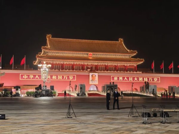 KB资产 看阅兵｜各就各位！带你直击今天凌晨的天安门